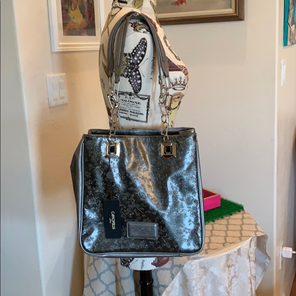 Camomilla from Italy Vegan Tote NWT